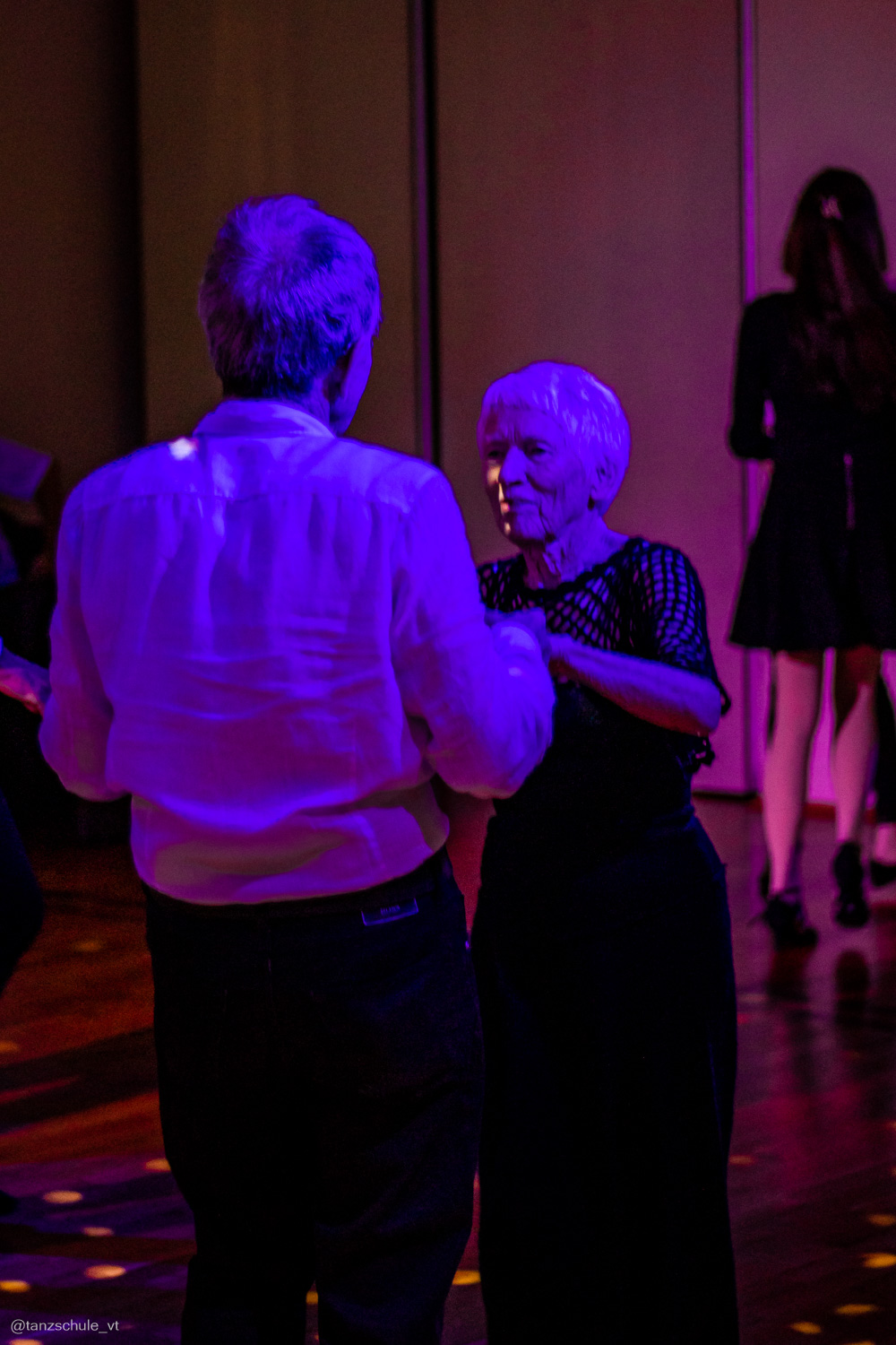 20230318 Black and White Tanzparty 3143